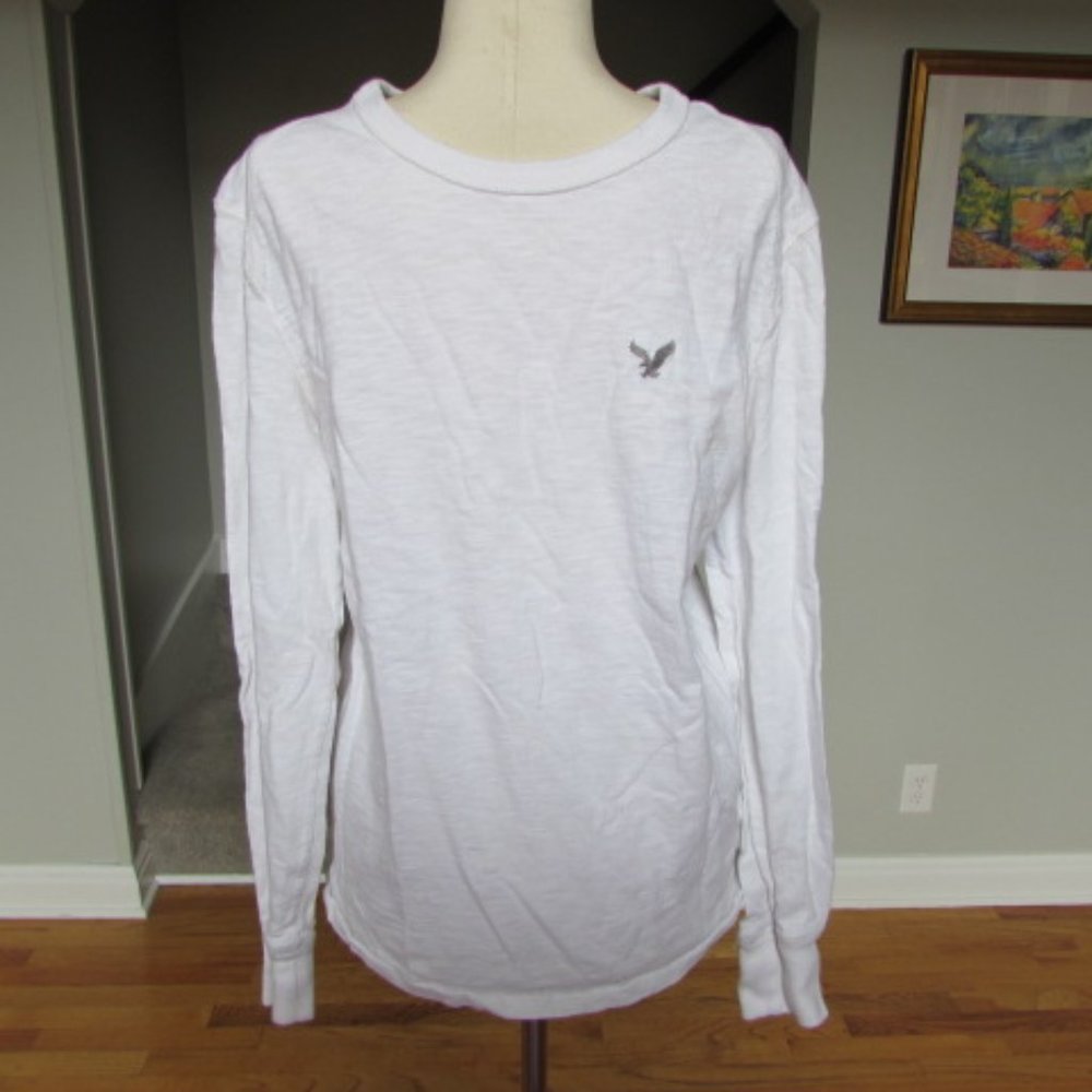 American Eagle Men's Long Sleeve T-Shirt
